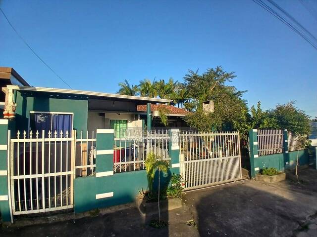 Casa para Venda em Balneário Barra do Sul - 2