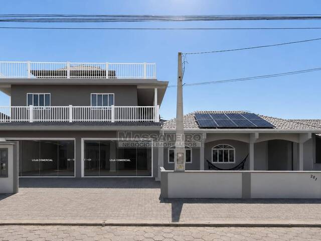 Casa para Venda em Balneário Barra do Sul - 2