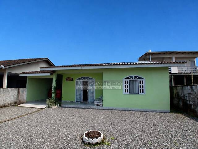 Casa para Venda em Balneário Barra do Sul - 2