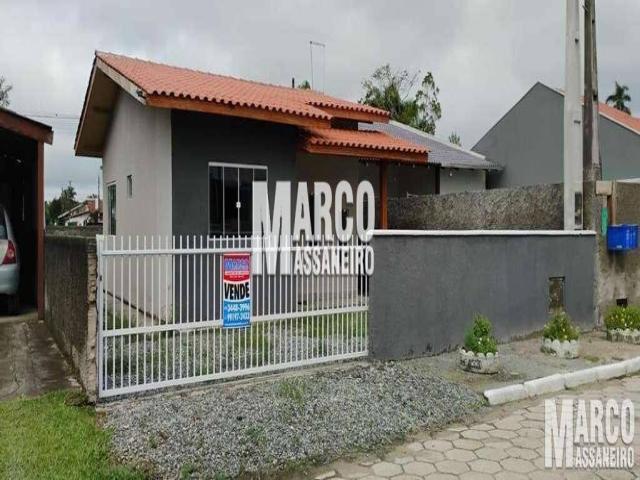 Casa para Venda em Balneário Barra do Sul / SC no bairro Cos