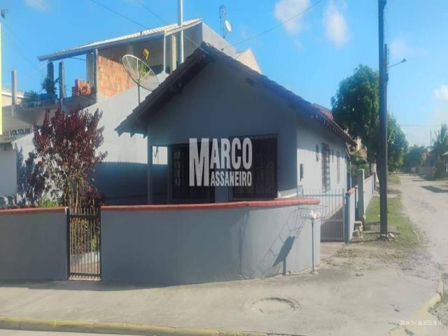 Casa para Venda em Balneário Barra do Sul - 2