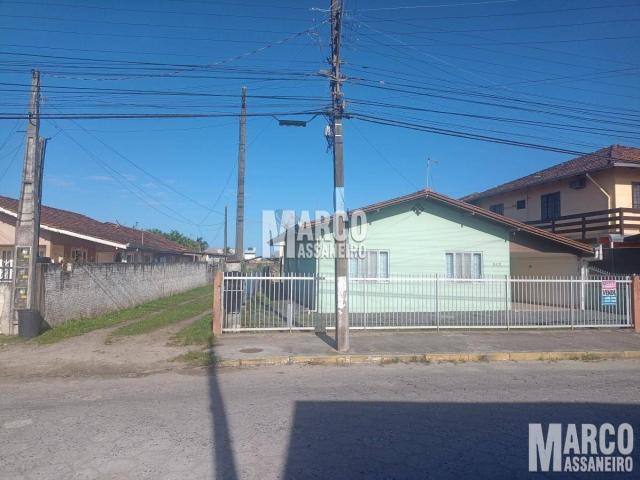 Casa para Venda em Balneário Barra do Sul - 2