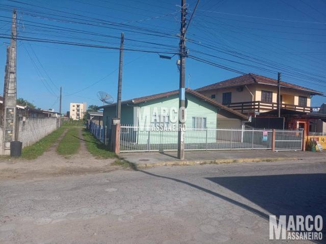 Casa para Venda em Balneário Barra do Sul - 3