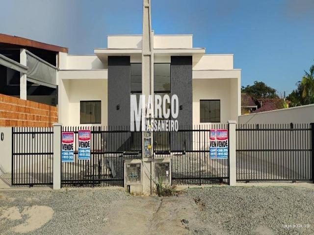 #722 - Casa geminada para Venda em Balneário Barra do Sul - SC