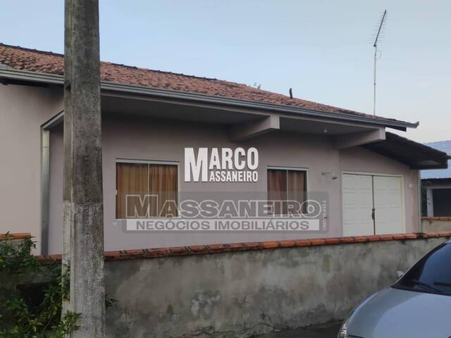 Casa para Venda em Balneário Barra do Sul - 2