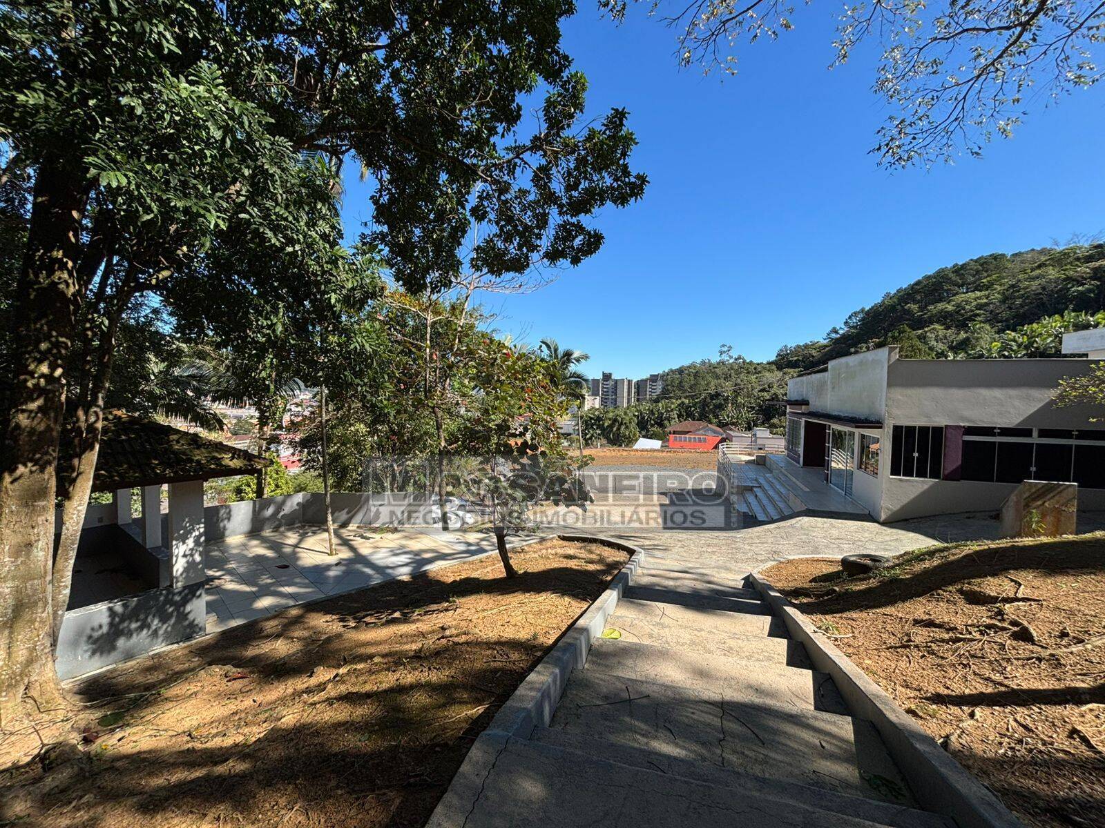 Casa, 3 quartos, 2229 m² - Foto 46