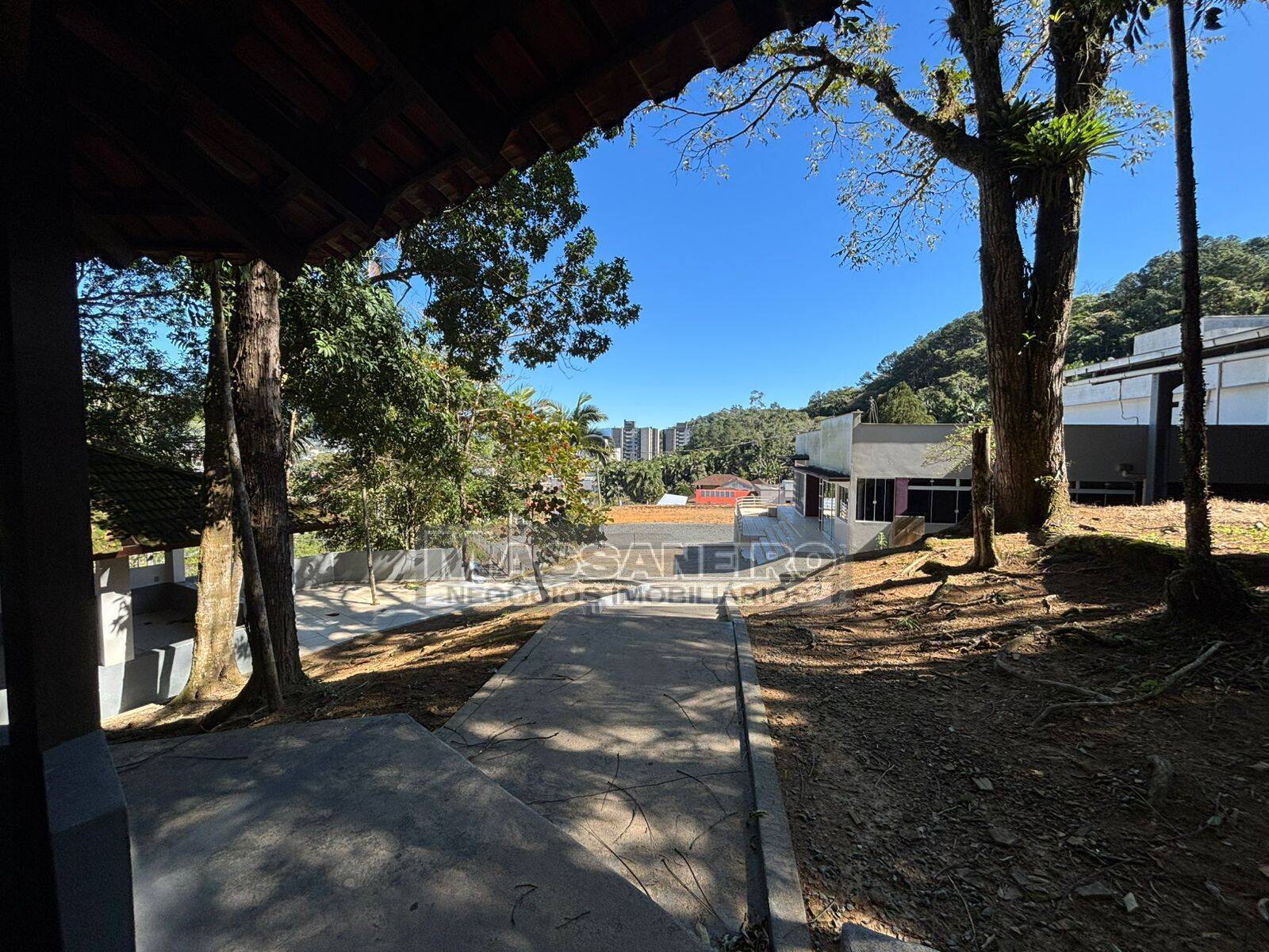 Casa, 3 quartos, 2229 m² - Foto 51