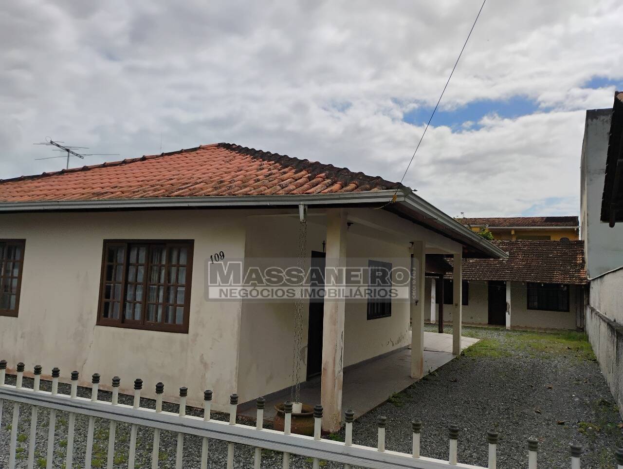 Casa, 5 quartos, 170 m² - Foto 2