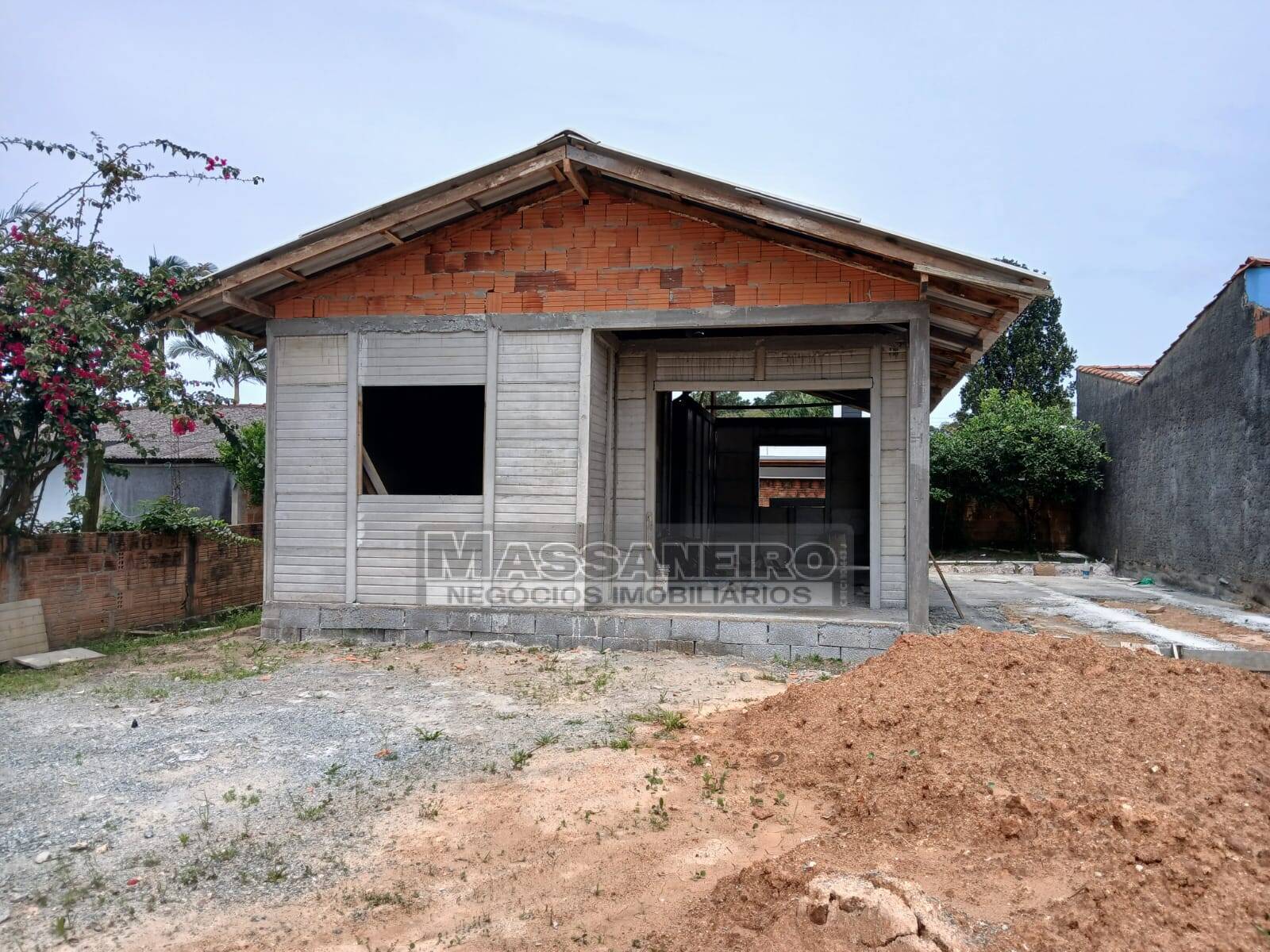 Casa, 2 quartos, 56 m² - Foto 1