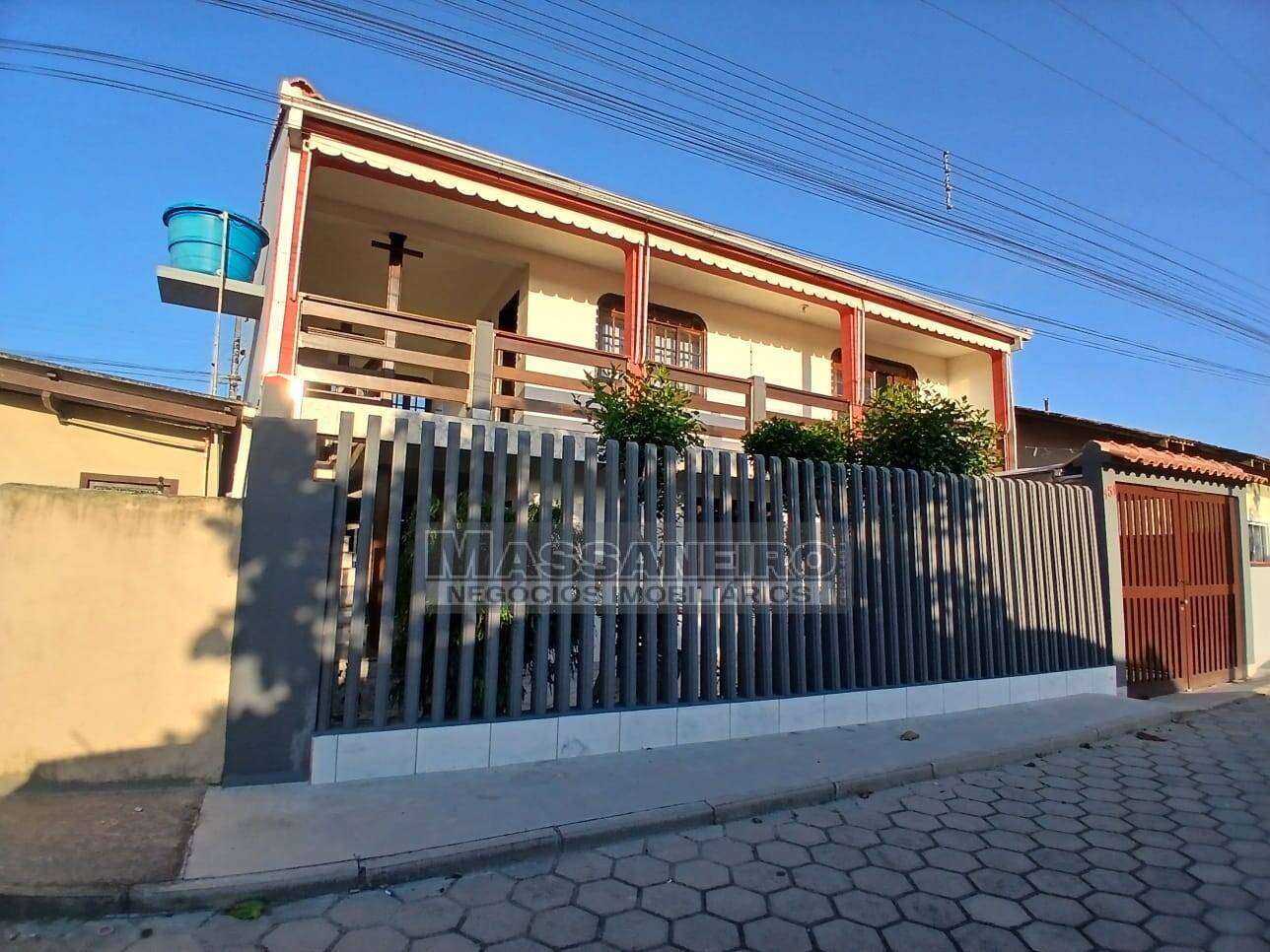 Casa, 3 quartos, 182 m² - Foto 2