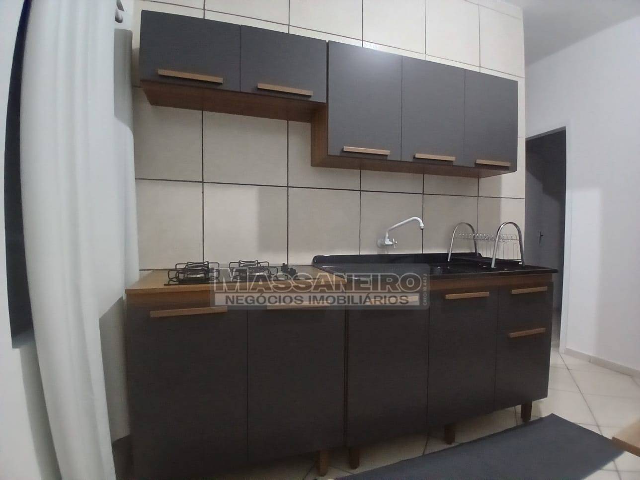 Casa, 6 quartos, 30 m² - Foto 2