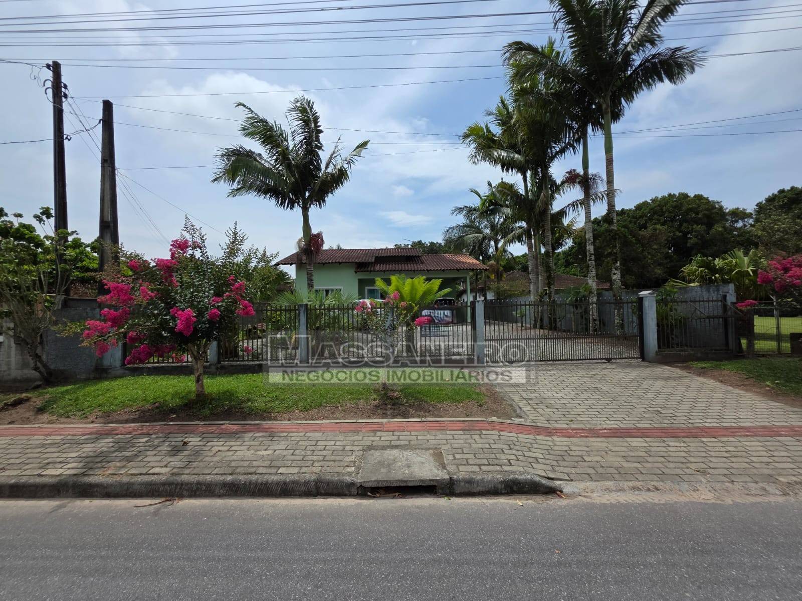 Chácara, 3 quartos, 1994 m² - Foto 1