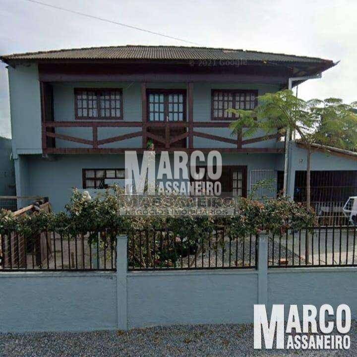 Casa, 4 quartos, 130 m² - Foto 1